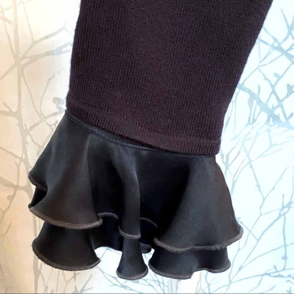 Tory Burch navy blue removable silk ruffle trim neck cuffs knit sweater top - Picture 4 of 8